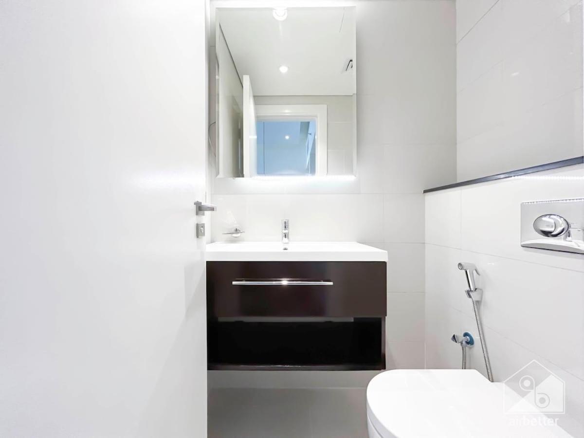 Luxury Stay At Damac Majestine With Balcony & Views Dubai Ngoại thất bức ảnh